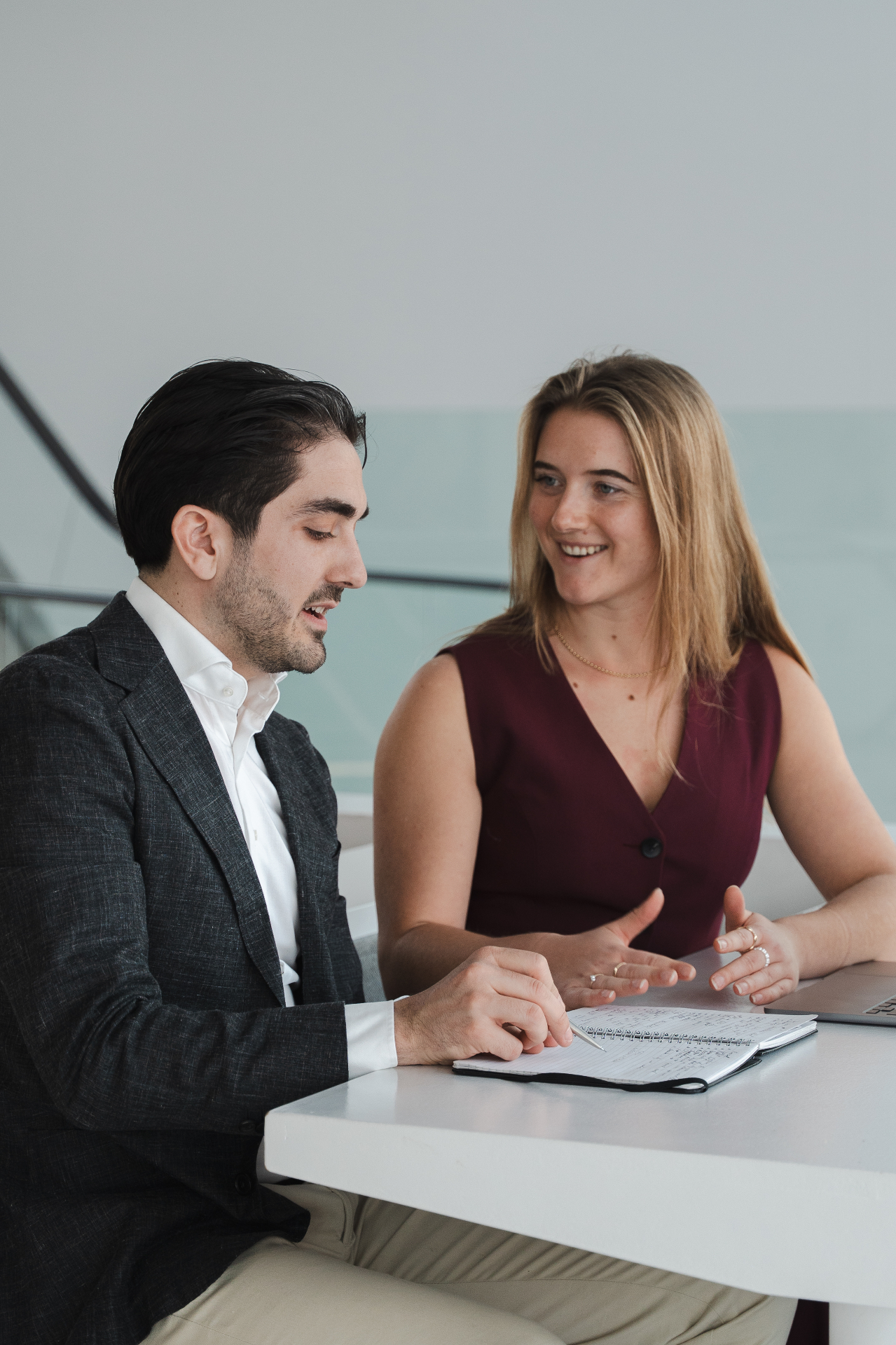 Overleg over vacatures en werving